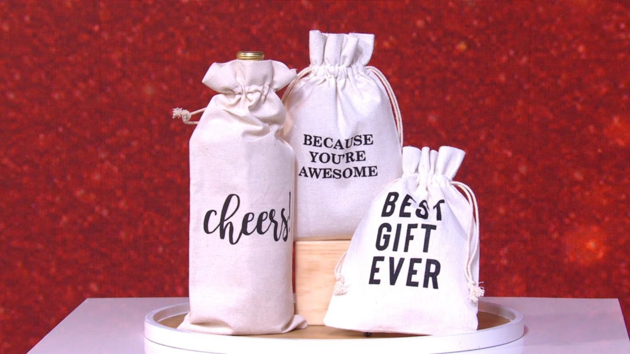 Maximizing Seasonal Promotions with Bulk Gift Bags